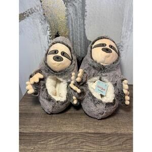 Cat & Jack Sloth Plush Slippers